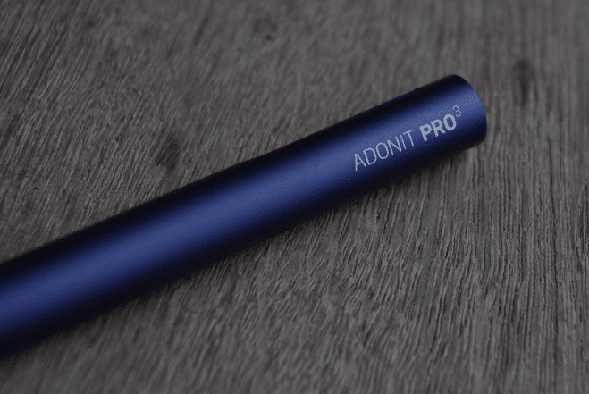 Adonit Pro 3 stylus design